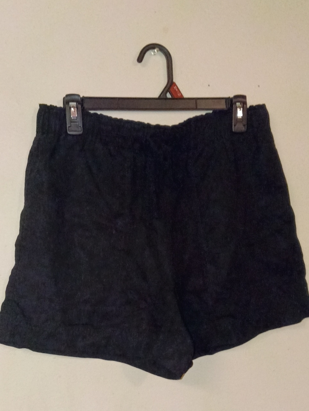 Hilary Bradley Women’s Black Elastic Waist Casual Shorts Like New Size Medium